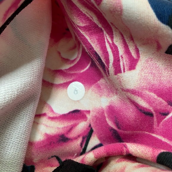 🍋 Lululemon Hold Your Om Secret Garden Hoodie - Picture 9 of 9